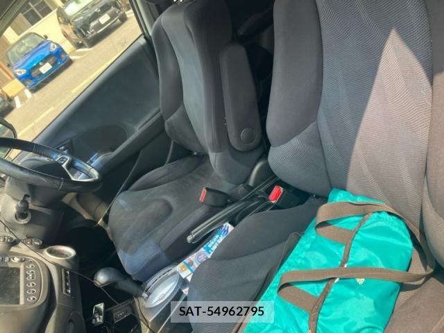 Honda FIT 2010-04 8561907-9