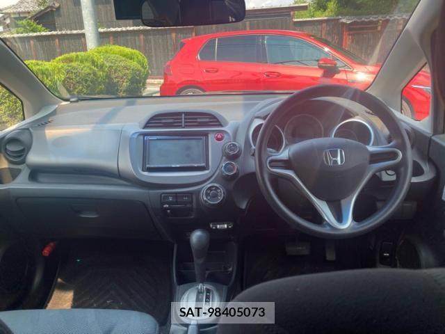 Honda FIT 2009-09 8561908-12