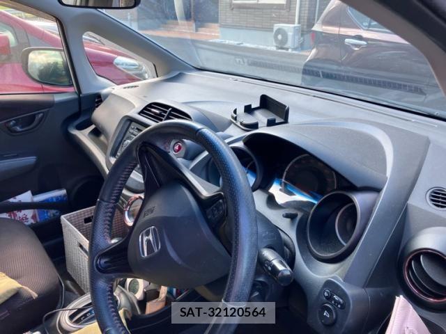 Honda FIT 2012-09 8561902-10