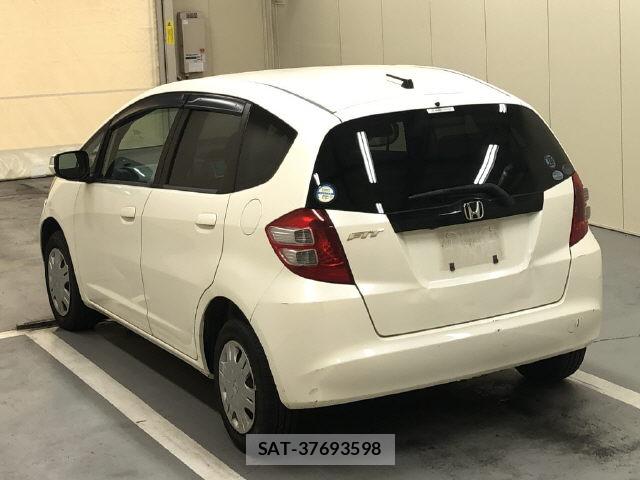 Honda FIT 2008-07 8564450-1
