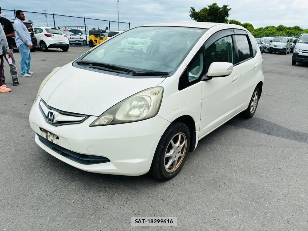 Honda FIT 2008-10 8351500-0
