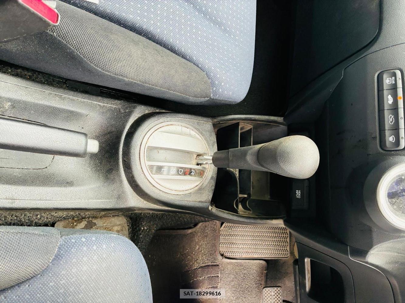 Honda FIT 2008-10 8351500-19