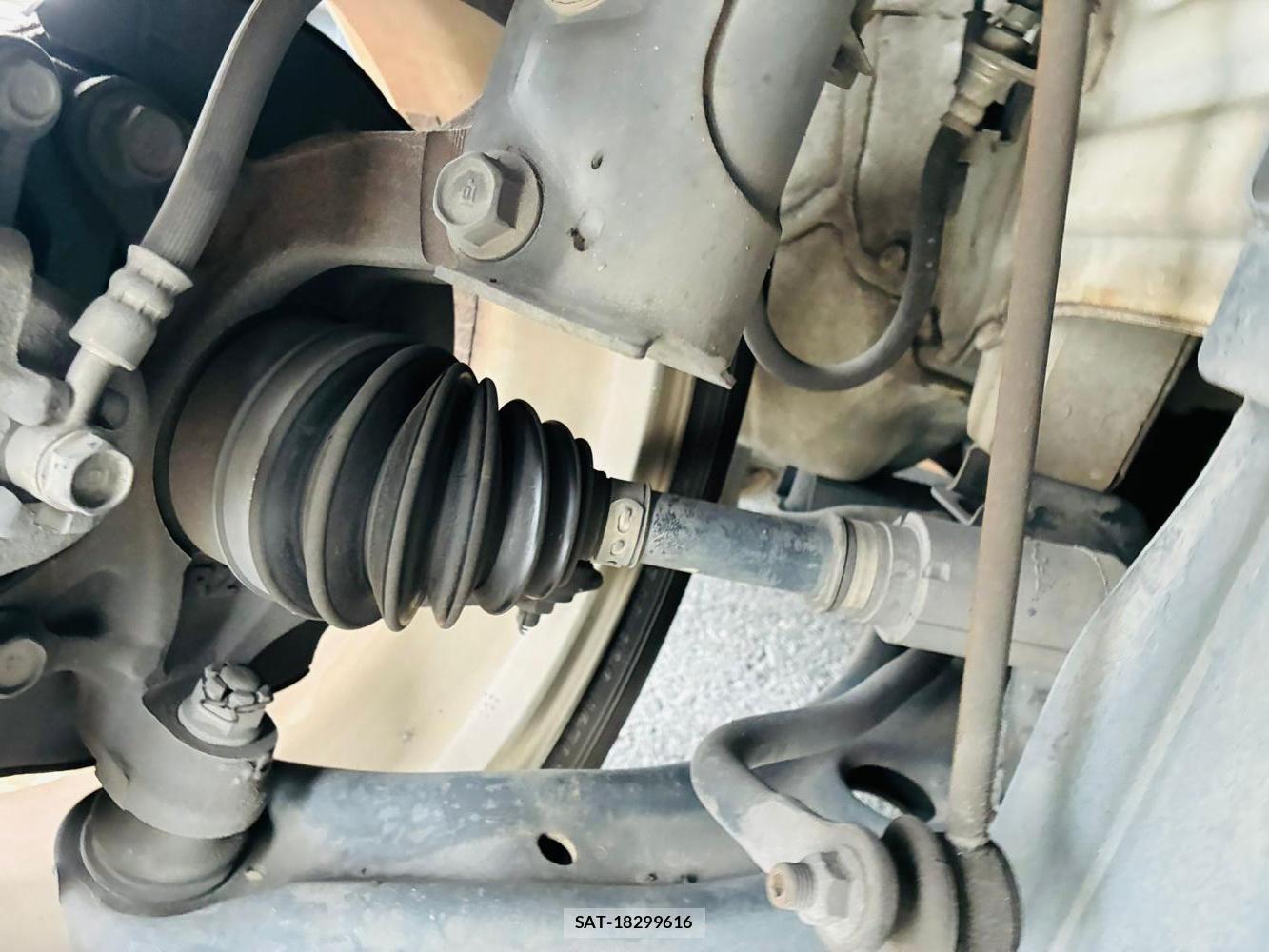 Honda FIT 2008-10 8351500-32