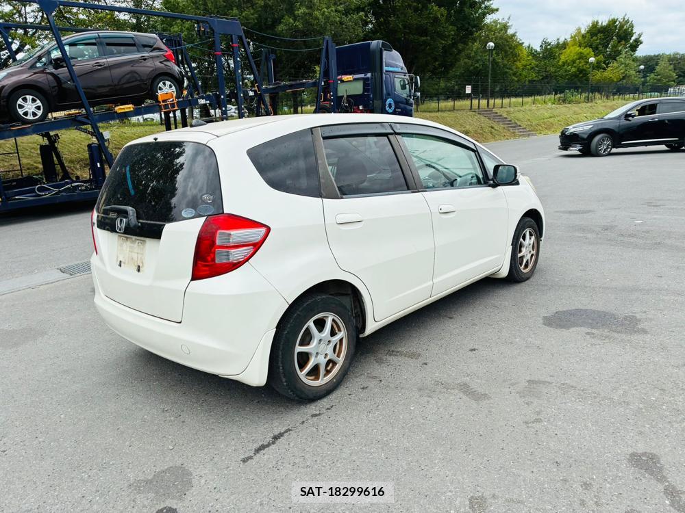 Honda FIT 2008-10 8351500-4