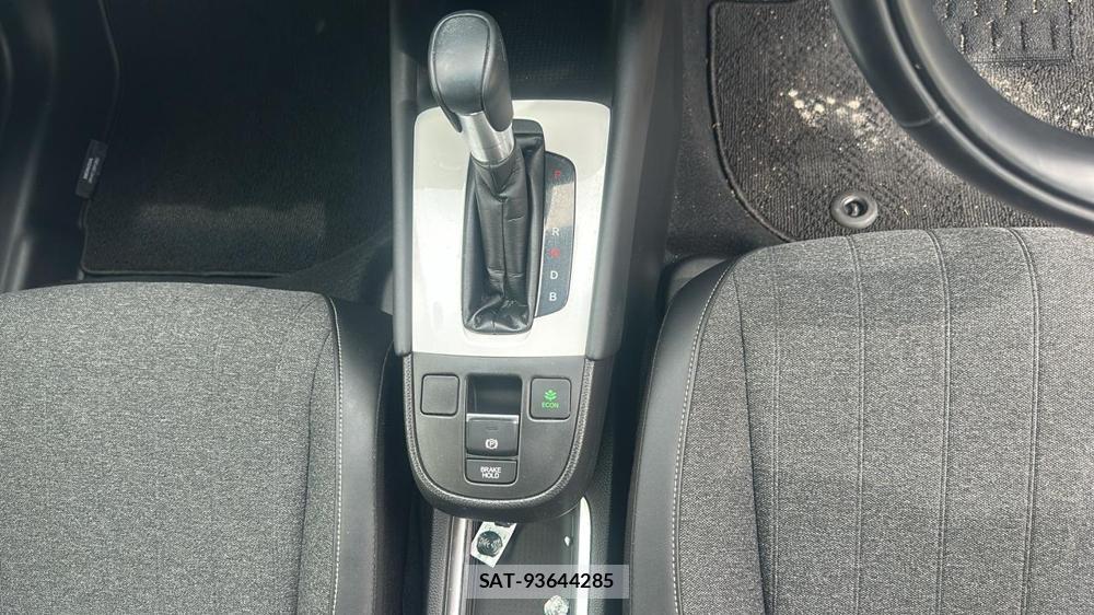 Honda FIT 2021 7008783-18