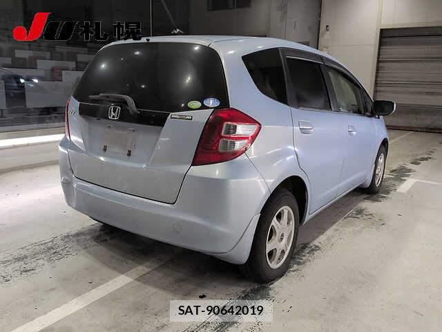 Honda FIT 2009-08 8596589-1