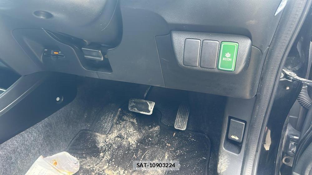 Honda FIT 2013-09 8590888-15