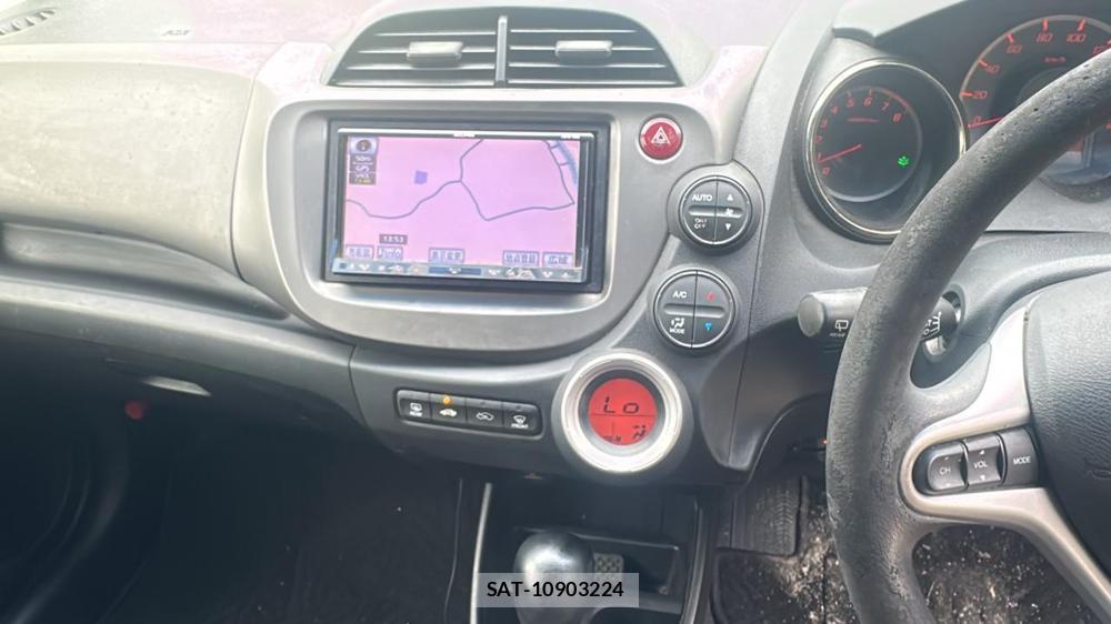 Honda FIT 2013-09 8590888-16