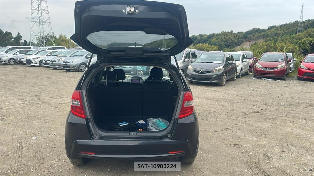 Honda FIT 2013-09 8590888-23