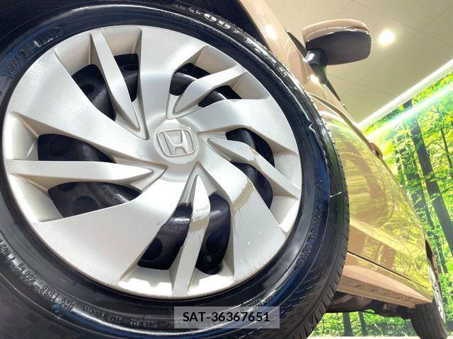 Honda FIT 2013-11 8626760-12