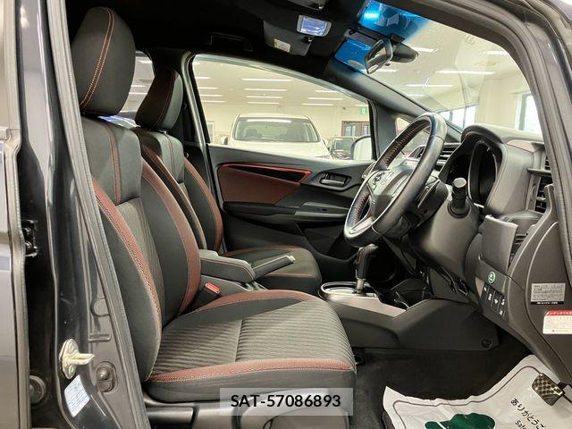 Honda FIT 2018-07 8626759-18