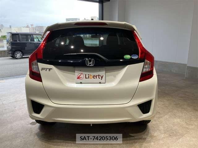 Honda FIT 2013-10 8626764-16