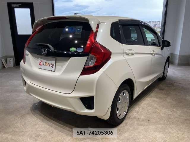 Honda FIT 2013-10 8626764-17