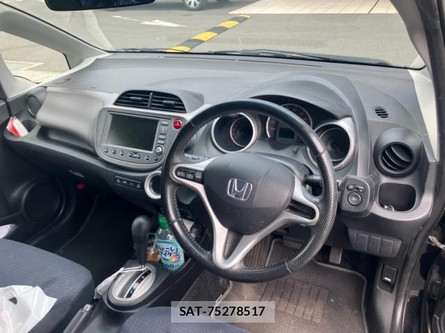 Honda FIT 2010-03 8626778-10
