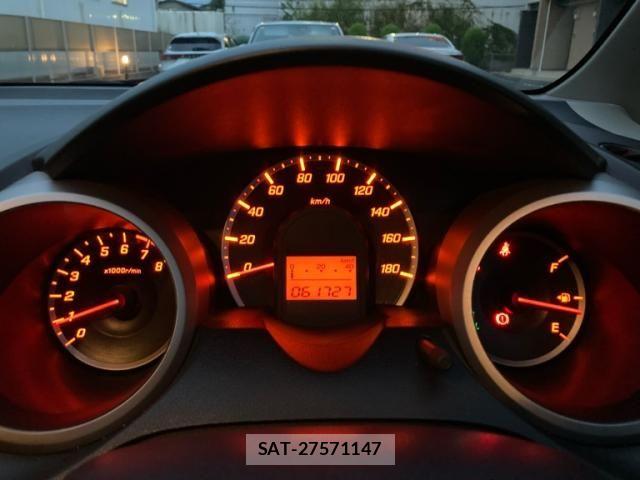 Honda FIT 2013-06 8626766-19