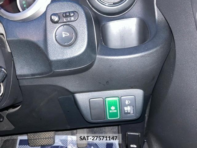 Honda FIT 2013-06 8626766-20