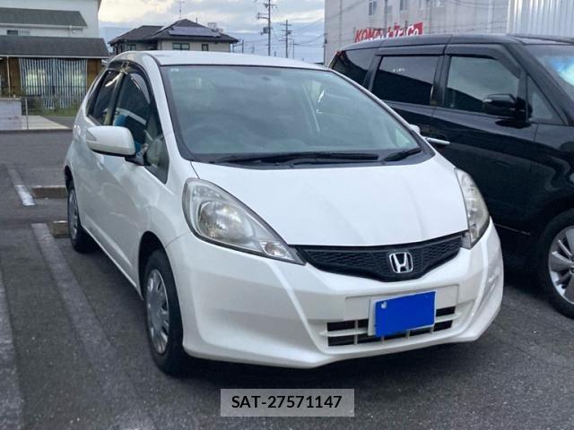 Honda FIT 2013-06 8626766-2