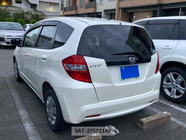 Honda FIT 2013-06 8626766-3