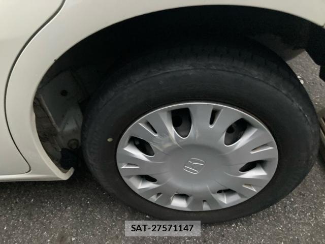 Honda FIT 2013-06 8626766-6
