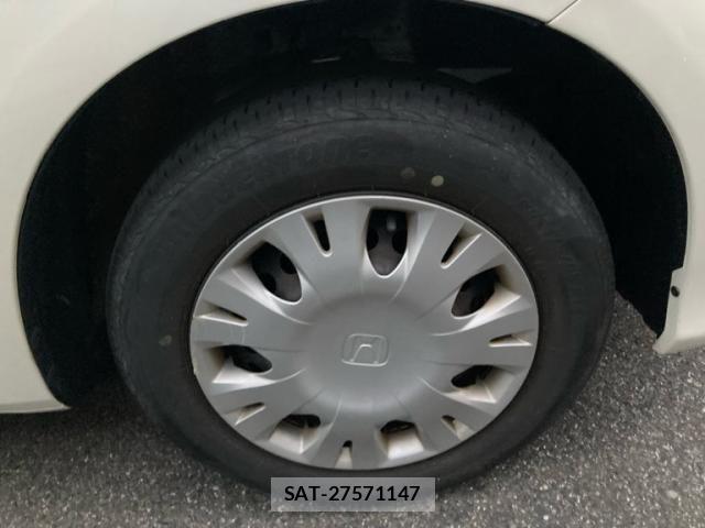 Honda FIT 2013-06 8626766-7