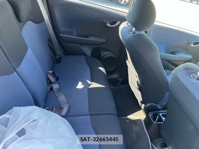 Honda FIT 2010-01 8626779-15