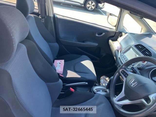 Honda FIT 2010-01 8626779-6