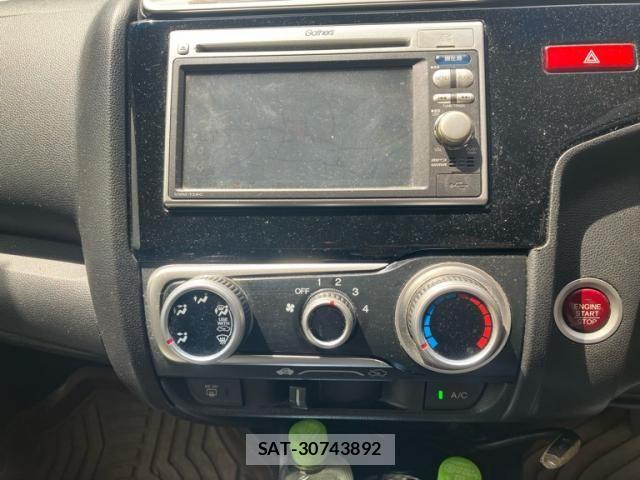 Honda FIT 2013-11 8626767-16