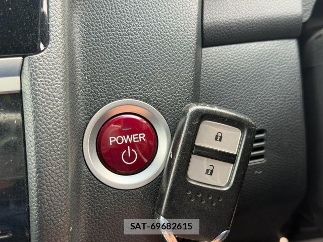 Honda FIT 2014-10 8659066-11