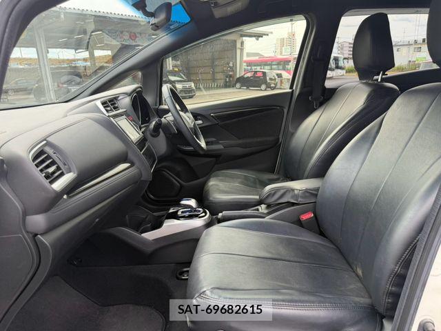 Honda FIT 2014-10 8659066-3