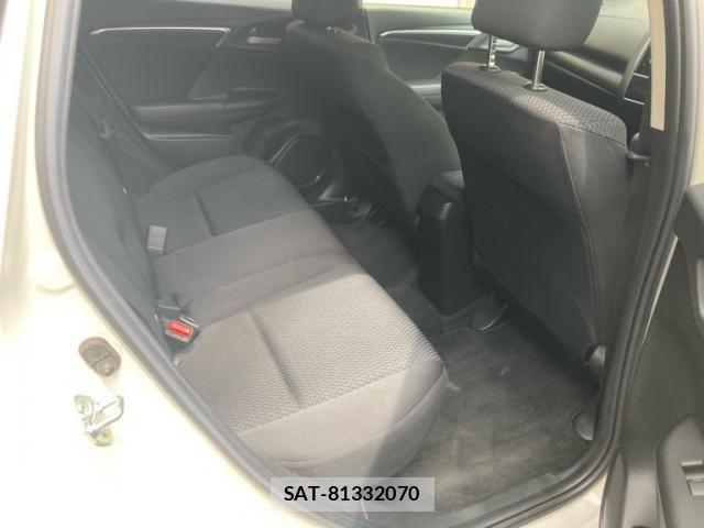 Honda FIT 2018-05 8659063-13