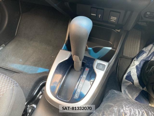 Honda FIT 2018-05 8659063-19