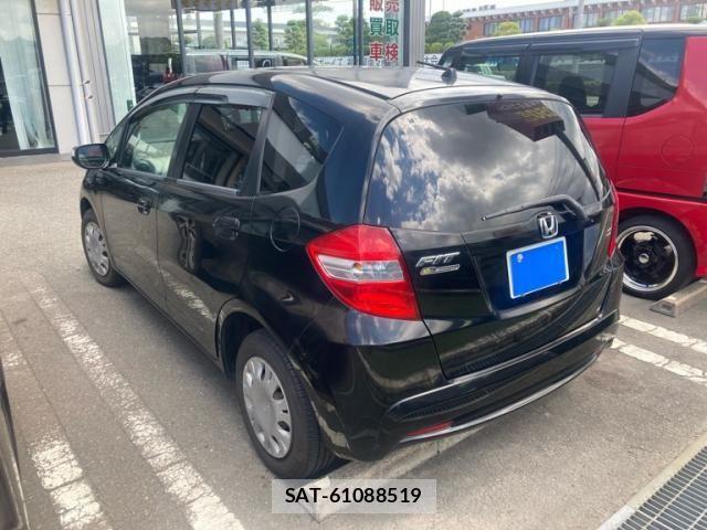 Honda FIT 2012-03 8659083-2