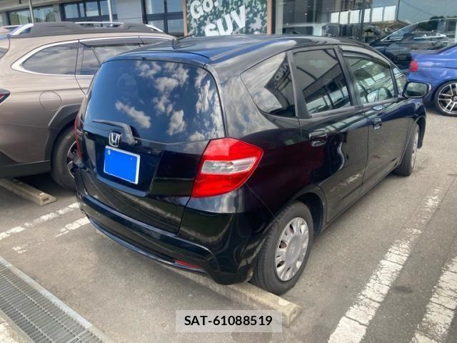 Honda FIT 2012-03 8659083-3