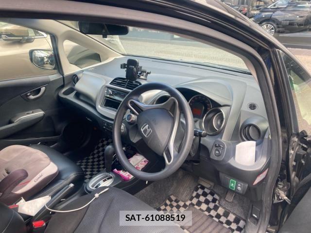 Honda FIT 2012-03 8659083-6