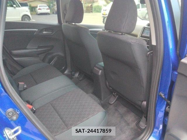 Honda FIT 2015-10 8659068-15