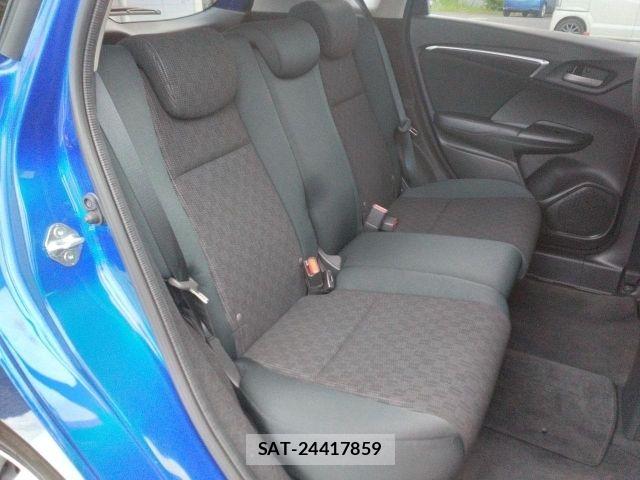 Honda FIT 2015-10 8659068-16