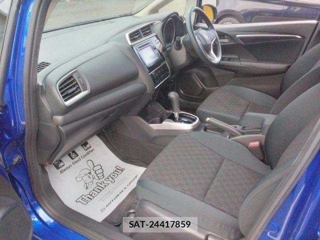 Honda FIT 2015-10 8659068-19