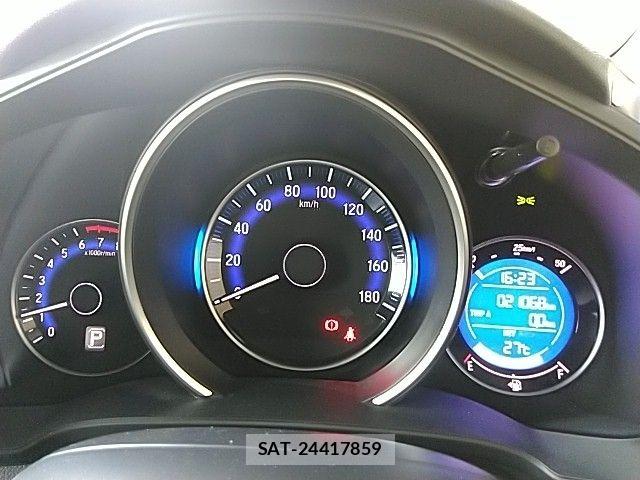 Honda FIT 2015-10 8659068-29