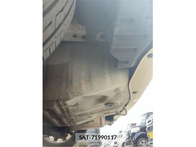 Honda FIT 2014-11 8659074-10