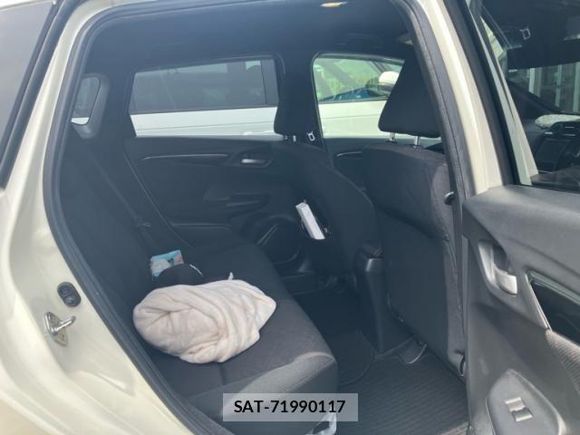 Honda FIT 2014-11 8659074-19