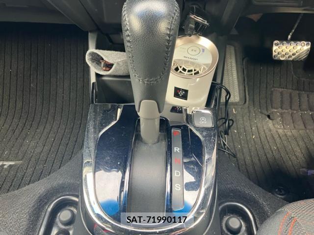 Honda FIT 2014-11 8659074-20