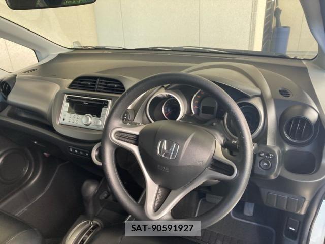 Honda FIT 2009-09 8666139-10