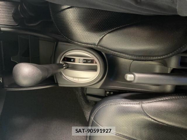 Honda FIT 2009-09 8666139-15