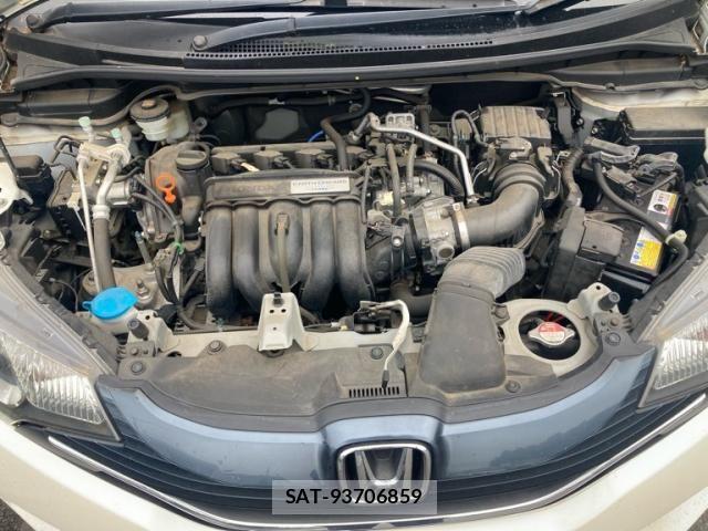 Honda FIT 2013-10 8659072-13