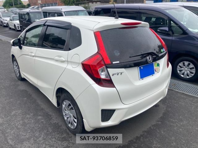 Honda FIT 2013-10 8659072-4