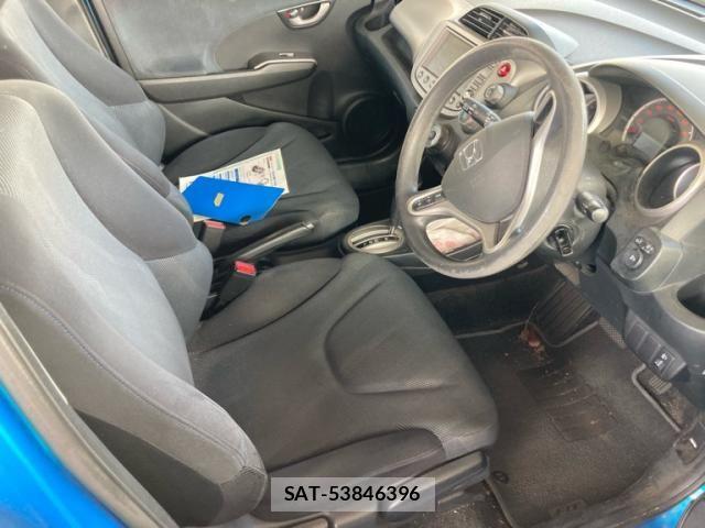 Honda FIT 2009-09 8666140-13