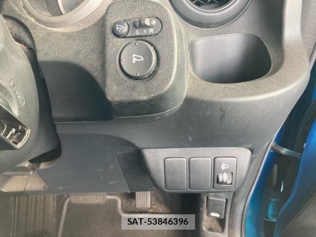 Honda FIT 2009-09 8666140-17