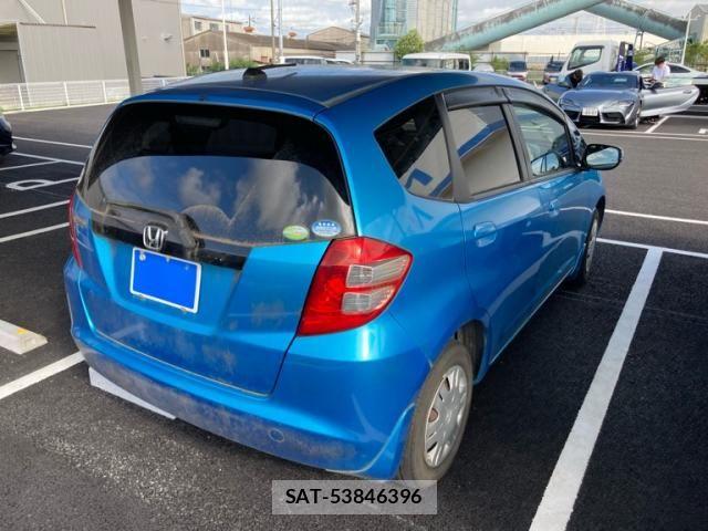 Honda FIT 2009-09 8666140-2