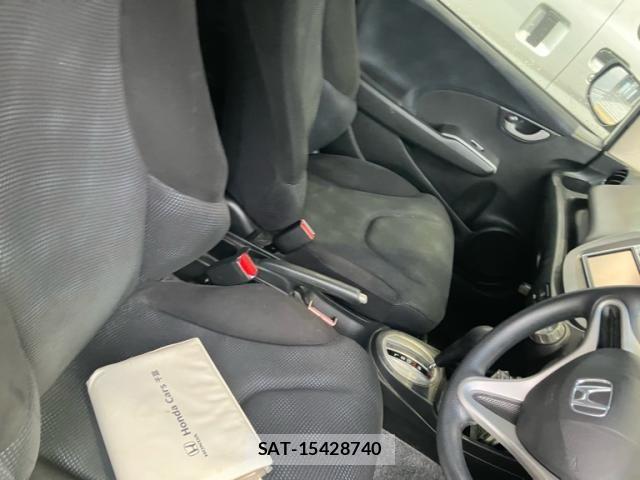 Honda FIT 2011-09 8659077-12