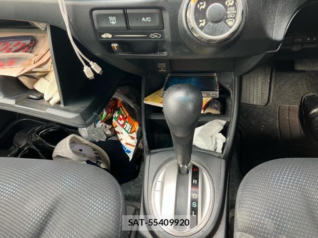 Honda FIT 2011-11 8659079-19